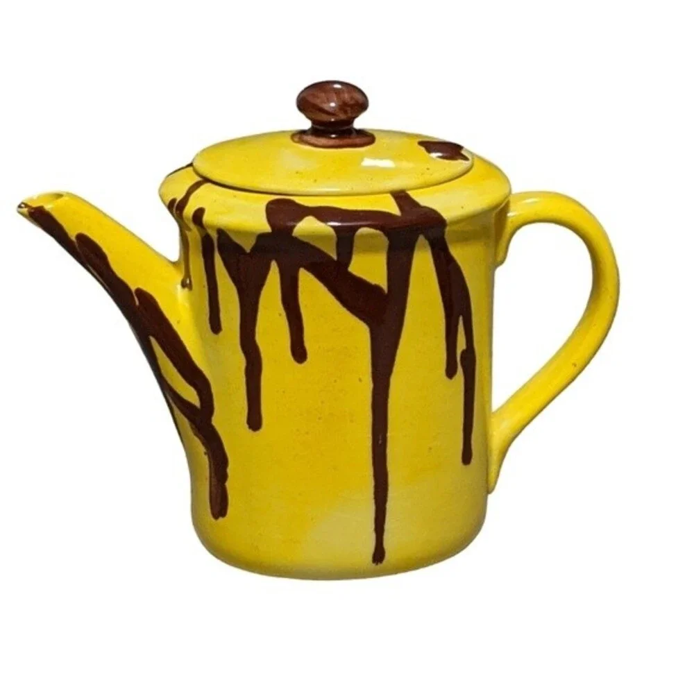 Tea coffee chocolate pot pitcher ceramic yellow brown dripping